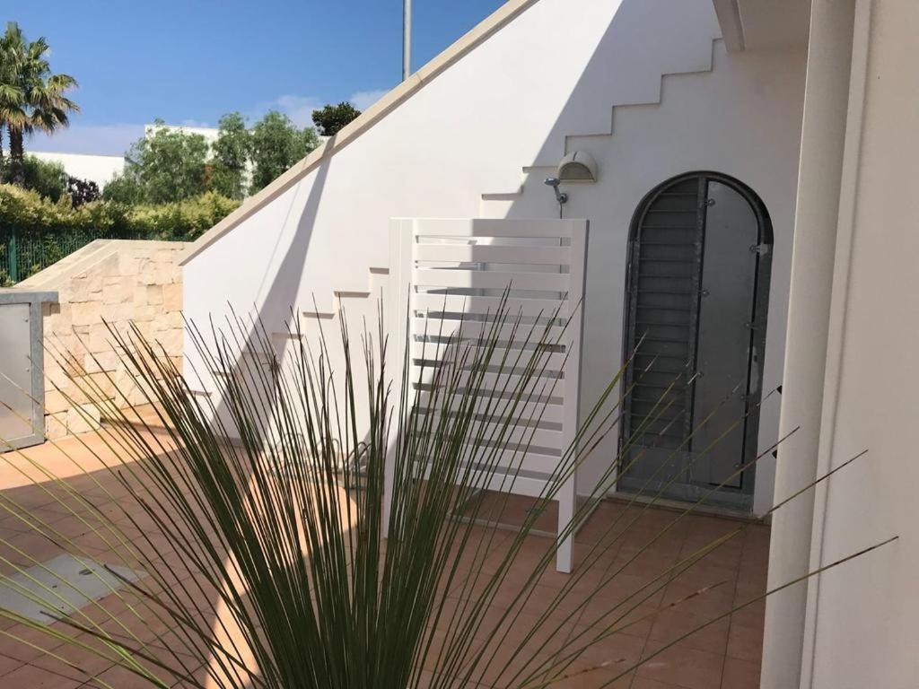 Villa Giusy Sant Isidoro  Exterior foto